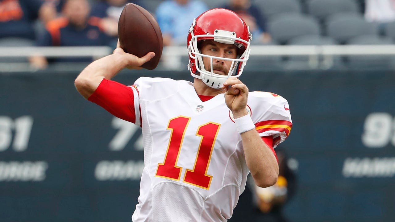 Smith impressive in Chiefs' 23-7 win over Bears